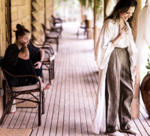Angelina Jolie: A Life in the Spotlight – An Extensive Biography
