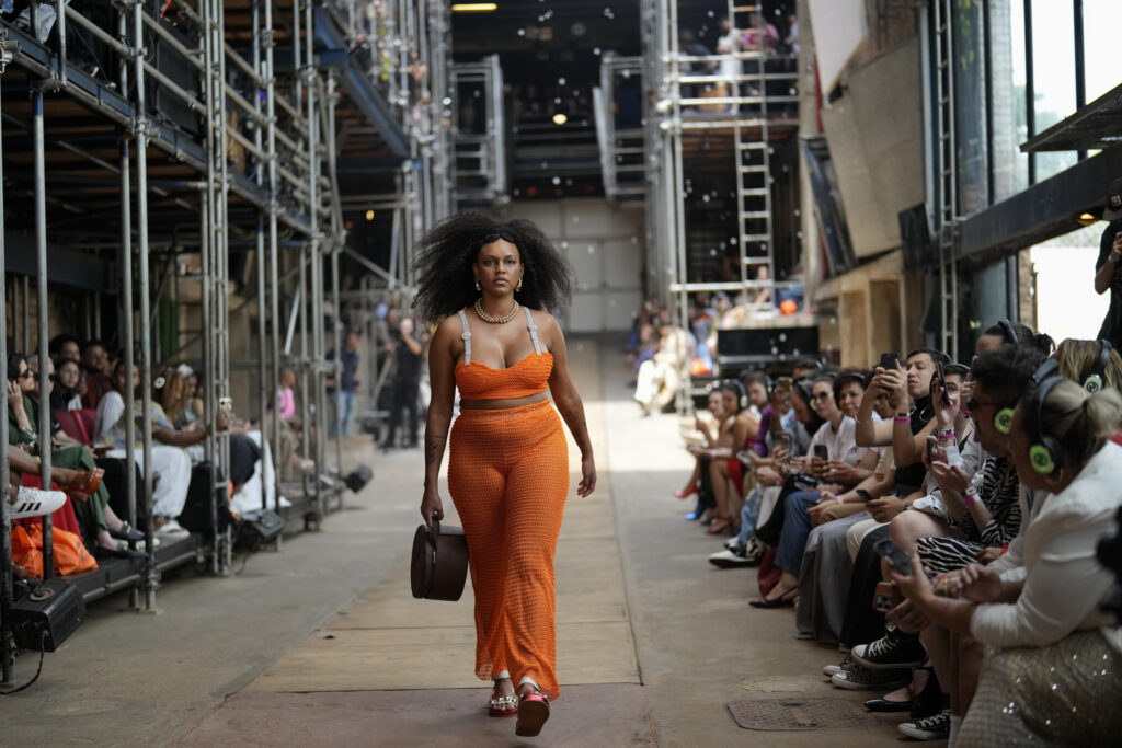 A model wears a creation from the As Marias collection at the Oficina Theater during Sao Paulo Fashion Week in Sao Paulo, Brazil, Friday, Oct. 18, 2024. (AP Photo/Andre Penner)