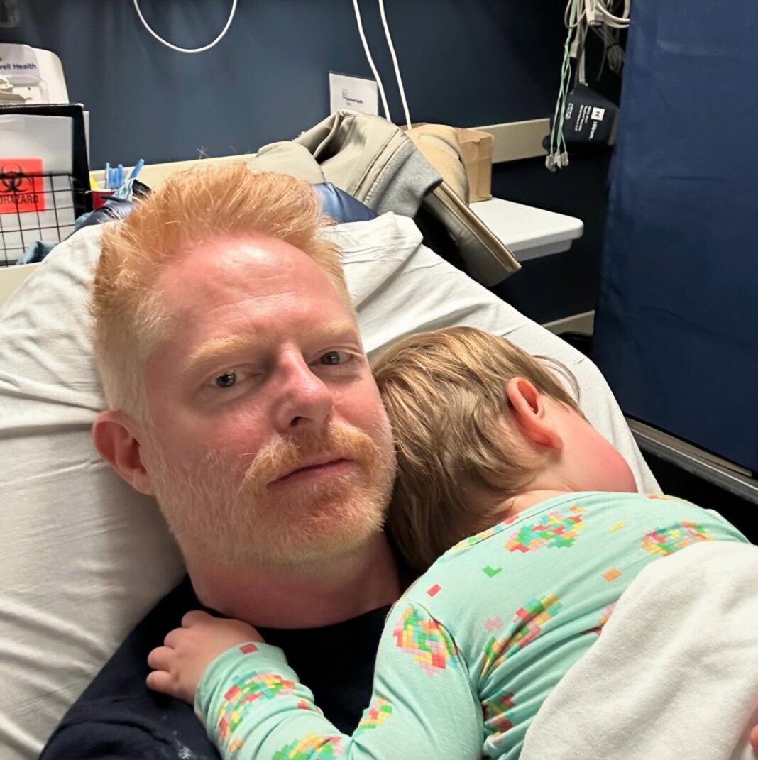 Jesse Tyler Ferguson: I have received a lot of parenting wisdom from @itsjuliebowen so seeing I wasn't the only one with a kid in the ER on Thanksgiving was comforting. (He's also fine.) Thank you to the kind folks at Lennox Health. NYC really DOES have the best healthcare. (Photo: jessetyler/Instagram)