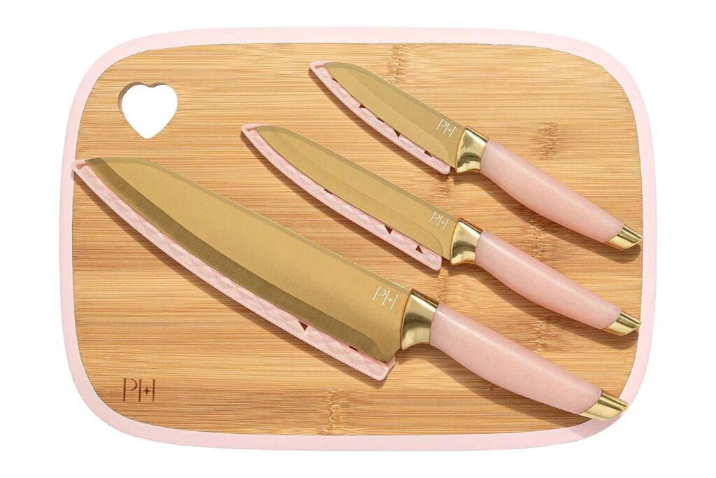 Paris Hilton Reversible Bamboo Cutting (Photo: AMAZON)