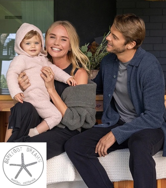 Barefoot Dreams - Soft, comfortable fabrics meet effortless, timeless design - Wrap your loved ones in a hug and give the gift of comfort and warmth. Perfect for any occasion. Barefoot Dreams - timeless gifts are sure to be cherished for years to come.