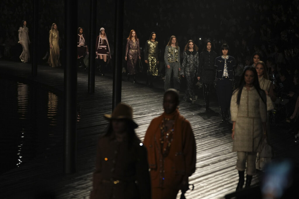 China Chanel Fashion Show