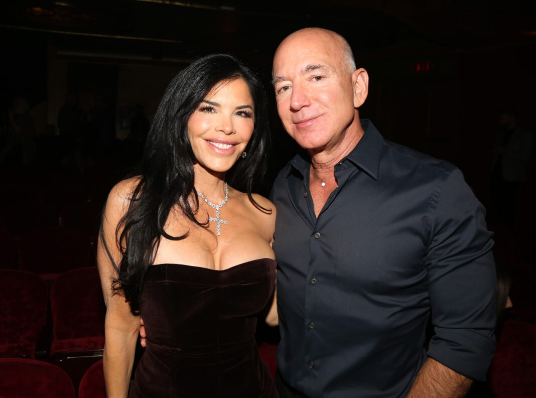 NEW YORK, NEW YORK - OCTOBER 20: Lauren Sanchez and Jeff Bezos attend the opening night of 