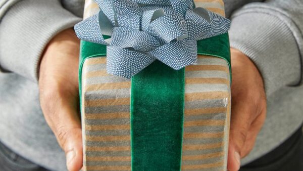 gift wrapping