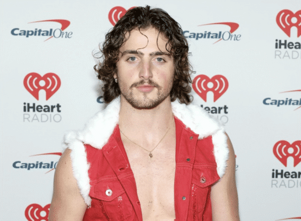 Hot Santa, Benson Boone