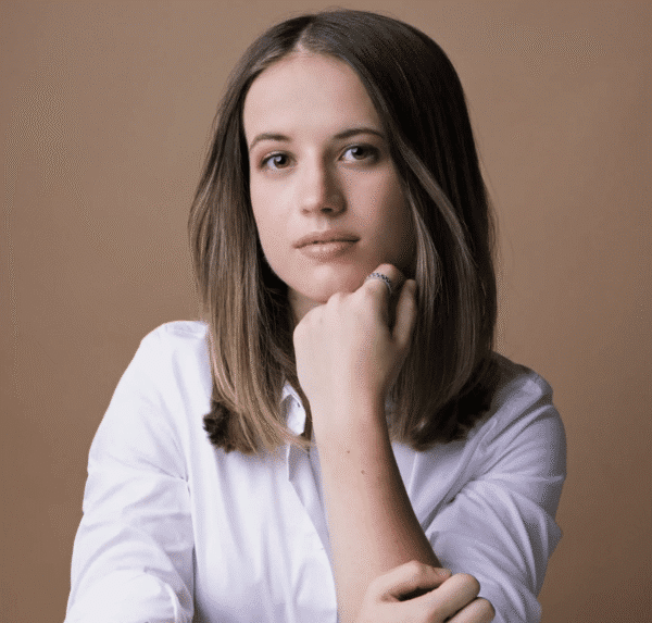 Instagram@sharil franke