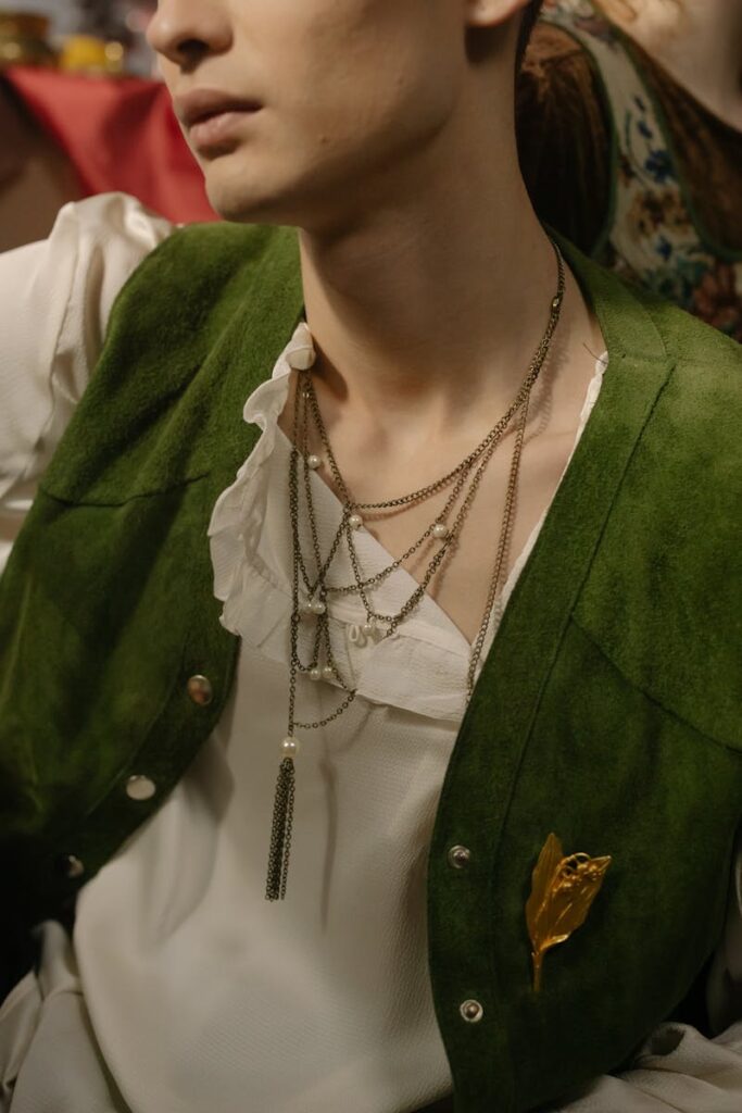 Ultimate Guide to Layering Necklaces