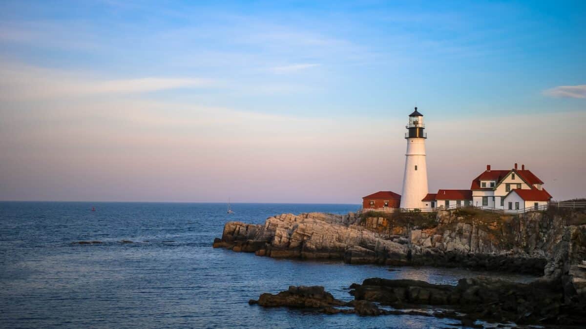 10 Places in Portland - white lighthouse near body of water