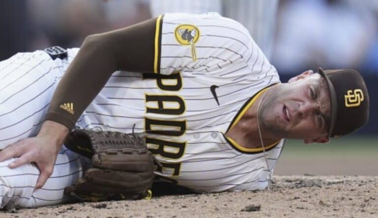 Padres Jason Adam Tears Tendon