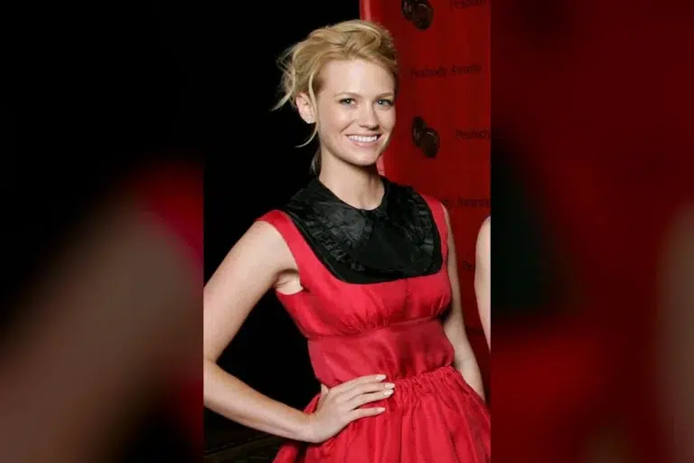 January Jones's "comeback" just sparked major backlash