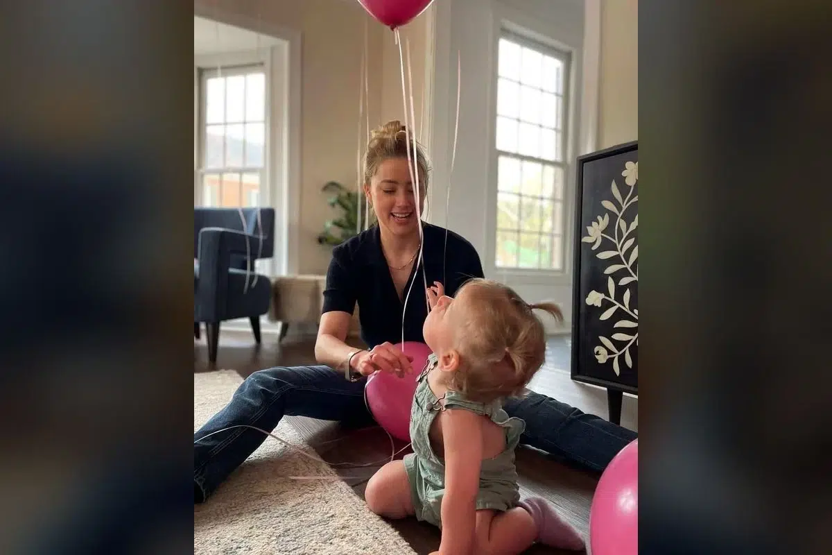 Amber Heard was Hollywood's center. Now she's Martha in Spain.