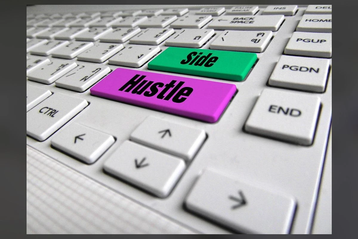 CanvasAI': Generates marketable digital art in under 60 seconds.