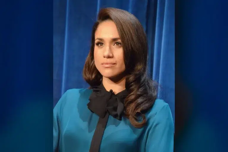 Online: AI grift, fake videos, and scams" expose Markle's food trend.