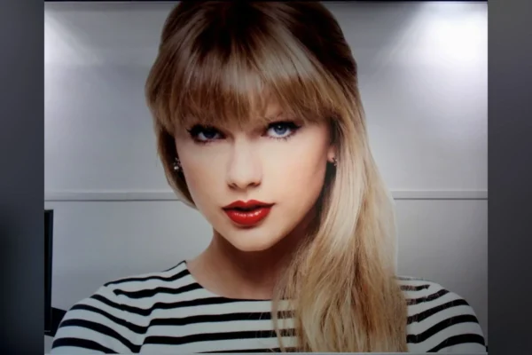 Internet: Taylor Swift's 'glow-up' is pure delusion.