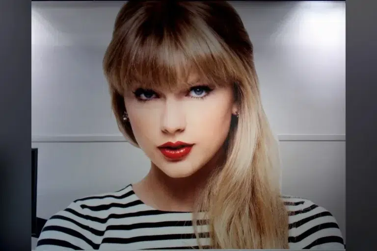 Internet: Taylor Swift's 'glow-up' is pure delusion.