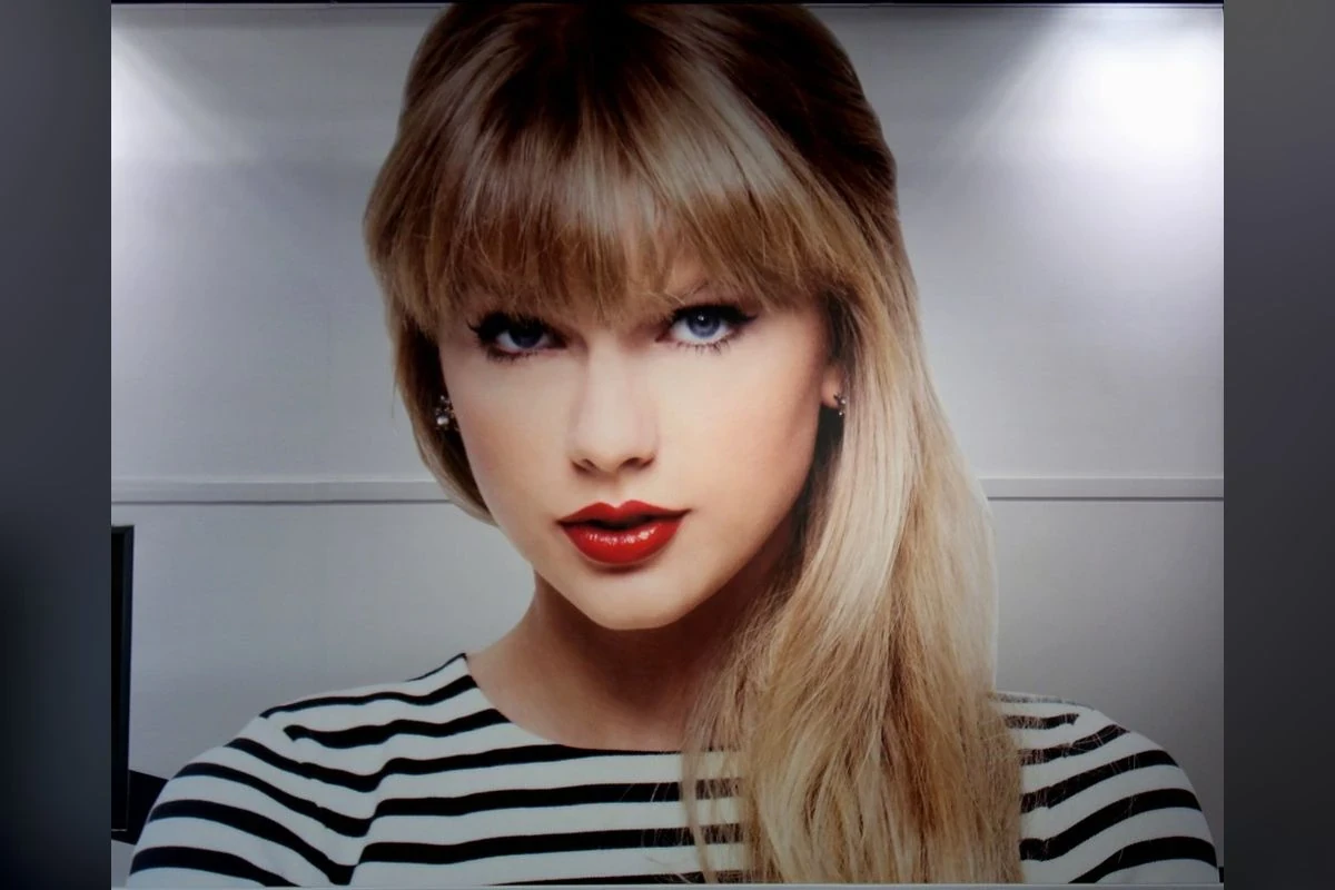 Internet: Taylor Swift's 'glow-up' is pure delusion.