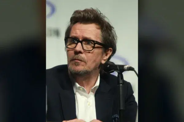 Women face impossibly high beauty standards in Hollywood and beyond