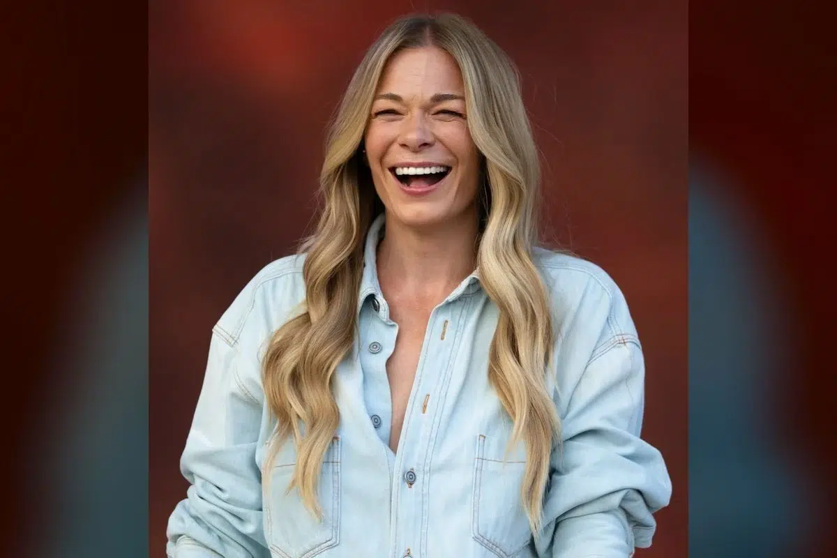 15,000 Upvotes Slam LeAnn Rimes' "Jaw Release" Video
