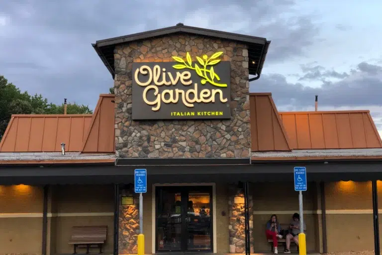 Olive Garden, Chipotle: These Chains Are Officially Overrated