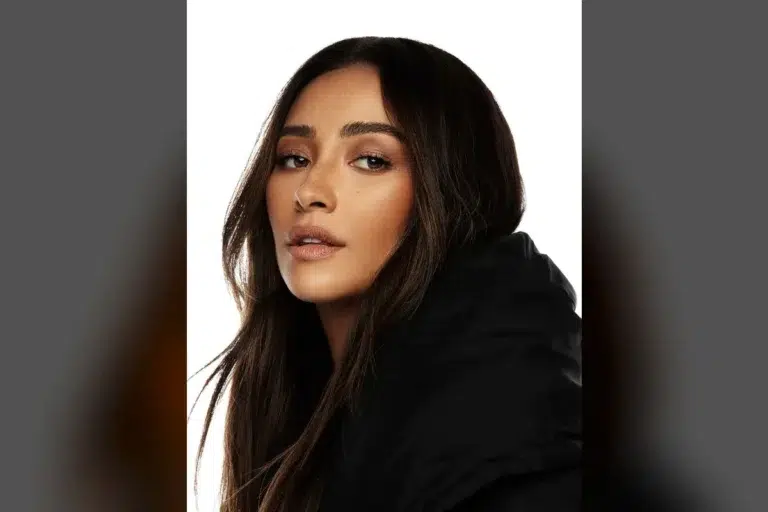 Shay Mitchell's 'Baywatch' buns were a calculated stunt.