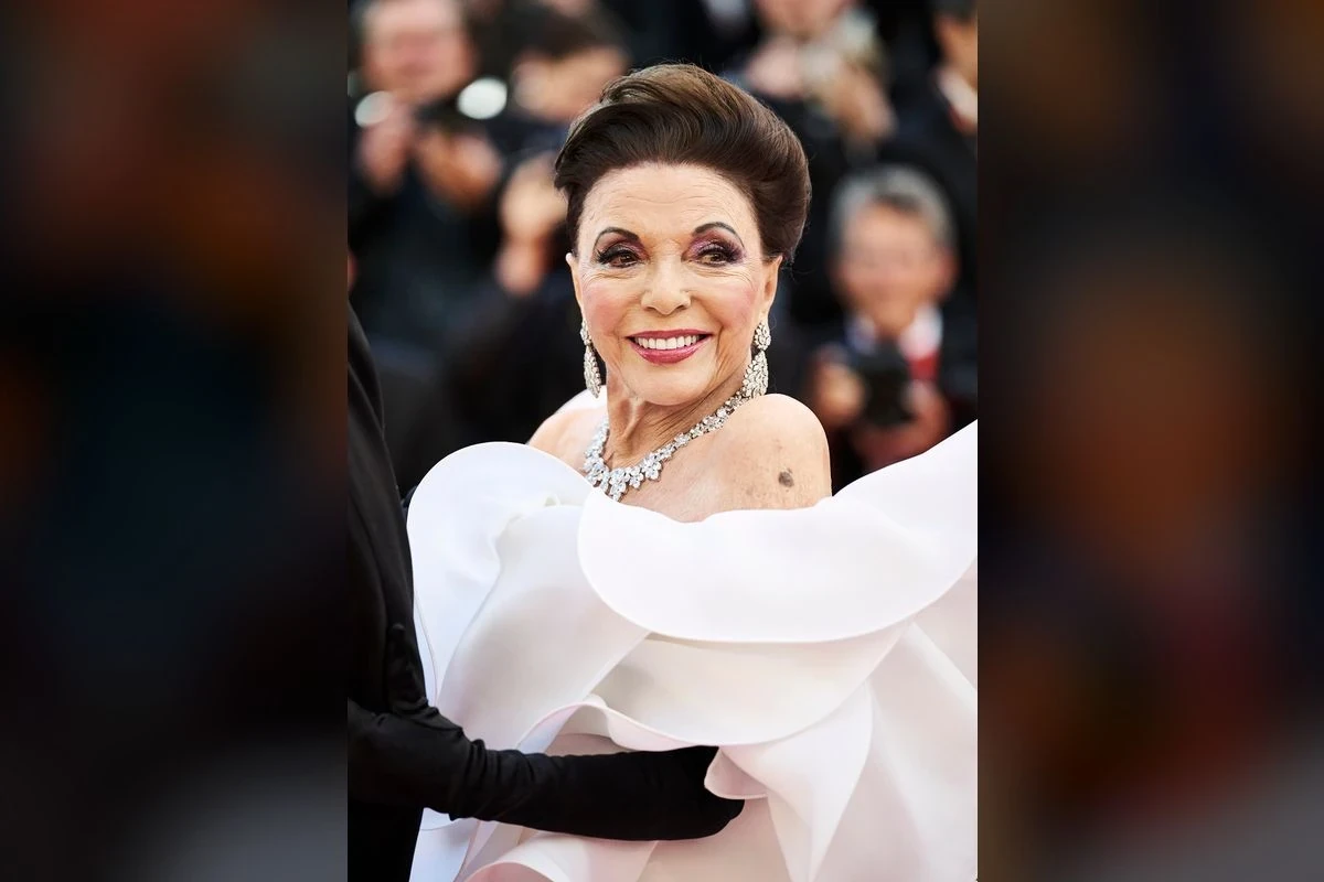 Joan Collins, 92, Stuns Cannes: No Botox, Daily Avocado