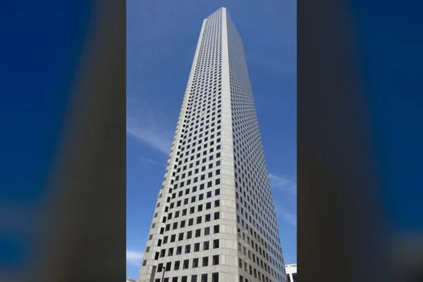 JPMorgan Exec Sues Ex-Banker for 'Office Sex Slave' Defamation