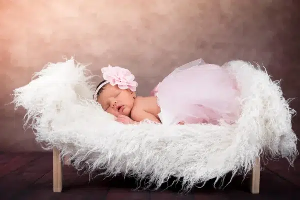 Mothers Looksmaxxing Babies: Pediatricians Are Horrified