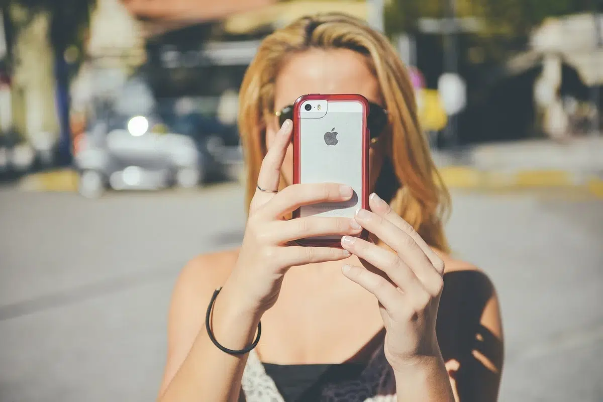 Swipe Right Dating App Horror: 35-Year-Old Mother & Father Murdered