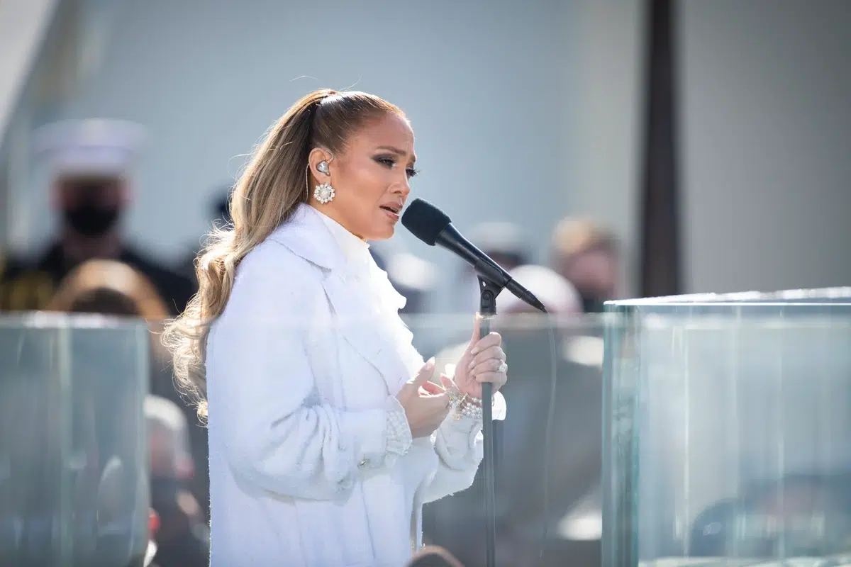 Jennifer Lopez, 56, Stuns Fans With Flawless Makeup-Free Skin Jennifer Lopez, 56, Stuns Fans With Flawless Makeup-Free Skin