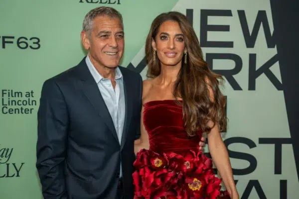 Amal Clooney's Simple Diet: Seaweed Soup for Breakfast