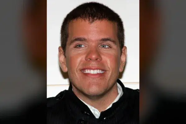 Perez Hilton Hospitalized for Mental Health After Distressing Knife Livestream