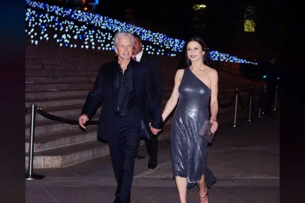 Michael Douglas Confesses Romance with Kathleen Turner